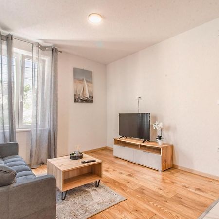 Apartments Florian Lopud Exterior photo